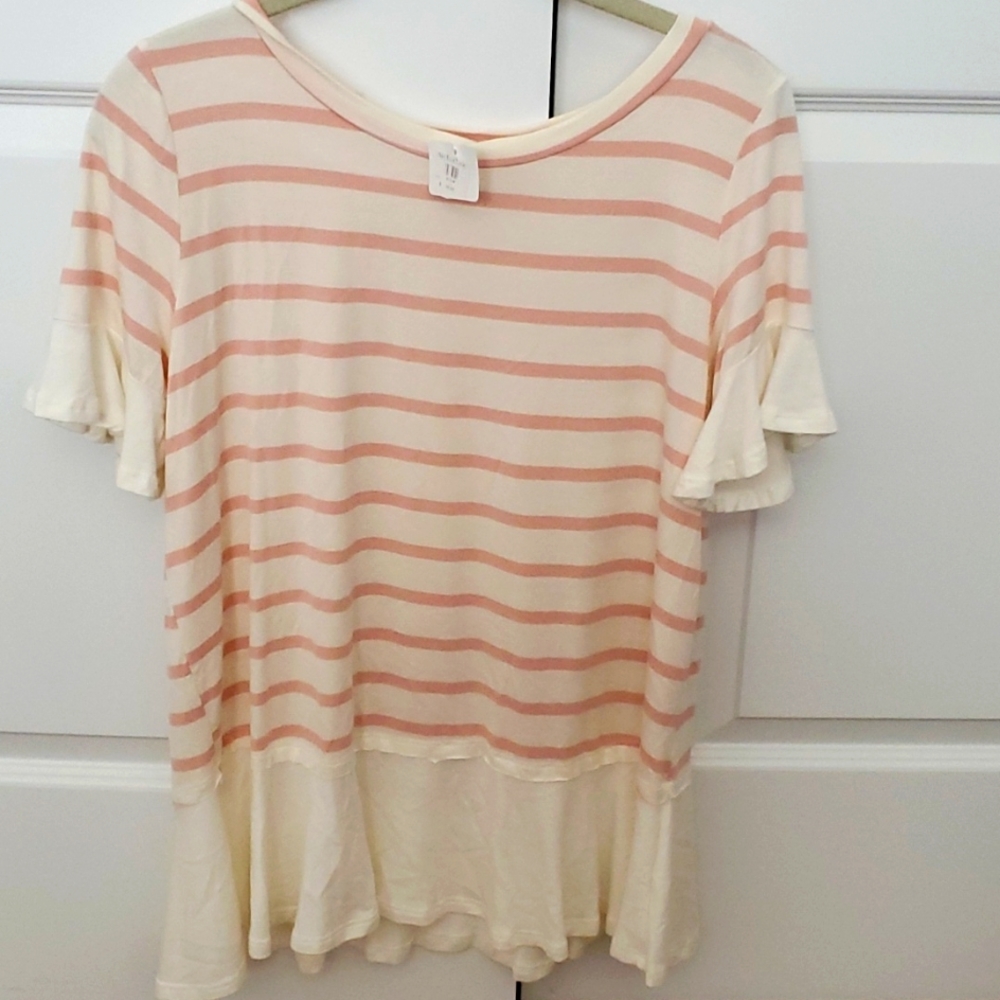 NWT Promesa Top,Medium